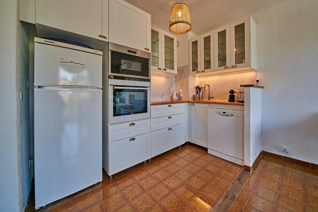 Apartamento Sunrise -Swimming-Pool-Saint-Tropez Center-Parking Exterior foto