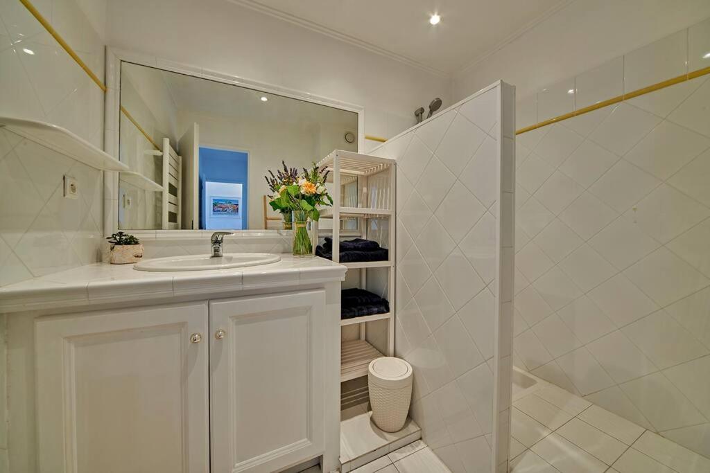 Apartamento Sunrise -Swimming-Pool-Saint-Tropez Center-Parking Exterior foto